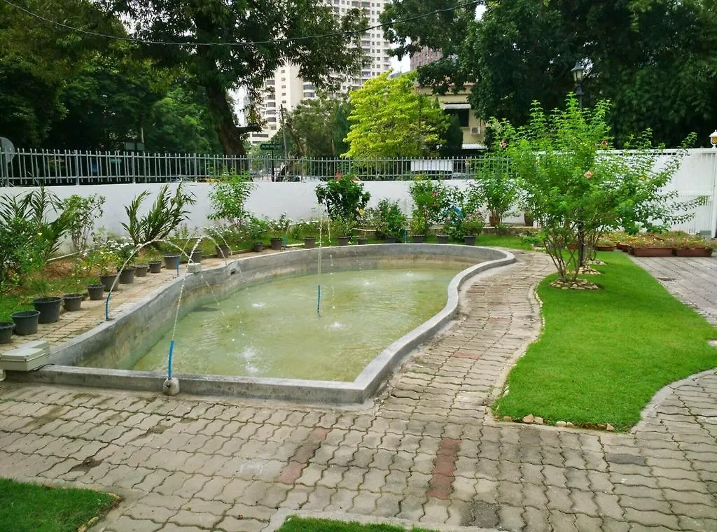 Suphan Gurney Homestay George Town